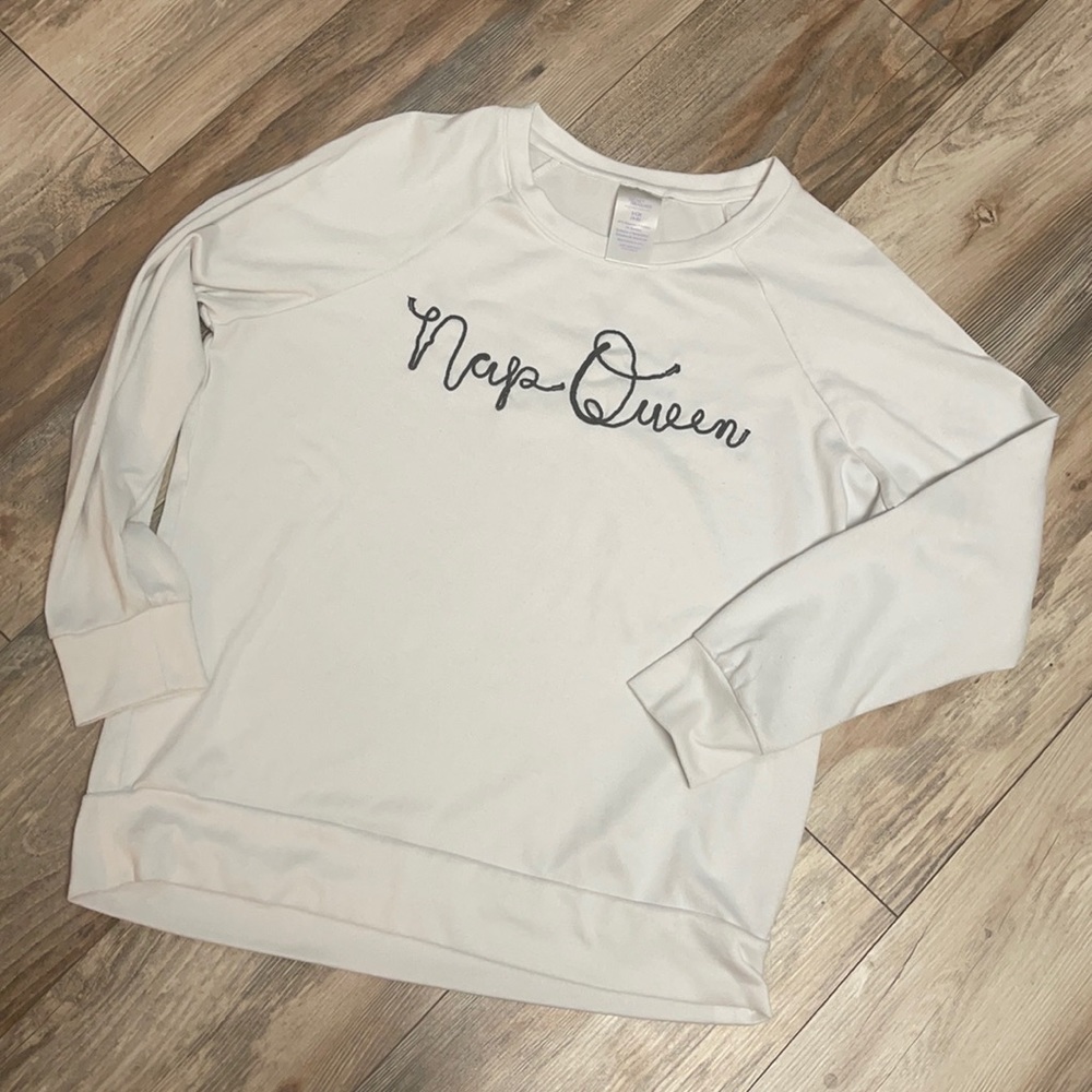 ‘Nap Queen’ Embroidered Loungewear Cozy, Soft Long sleeved top-women’s size 4/6